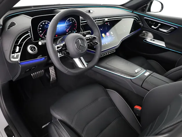 Mercedes-Benz E 220 d 4MATIC T-Modell "Swiss Star"