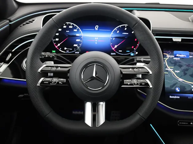 Mercedes-Benz E 220 d 4MATIC T-Modell "Swiss Star"