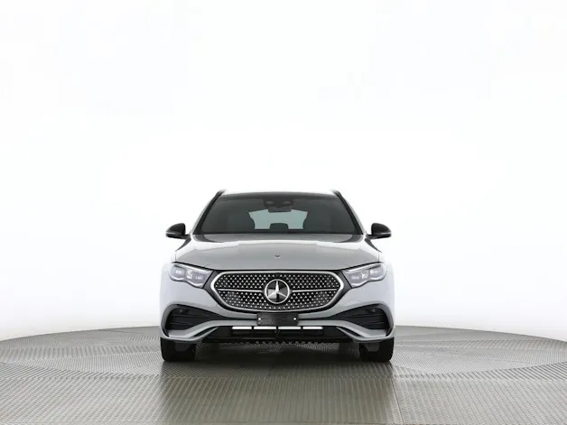 Mercedes-Benz E 220 d 4MATIC T-Modell "Swiss Star"