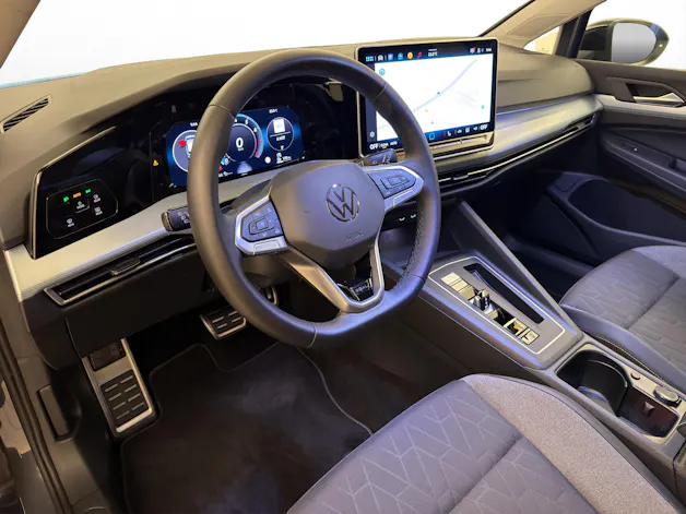 VW Golf 8 1.5 eTSI Goal DSG