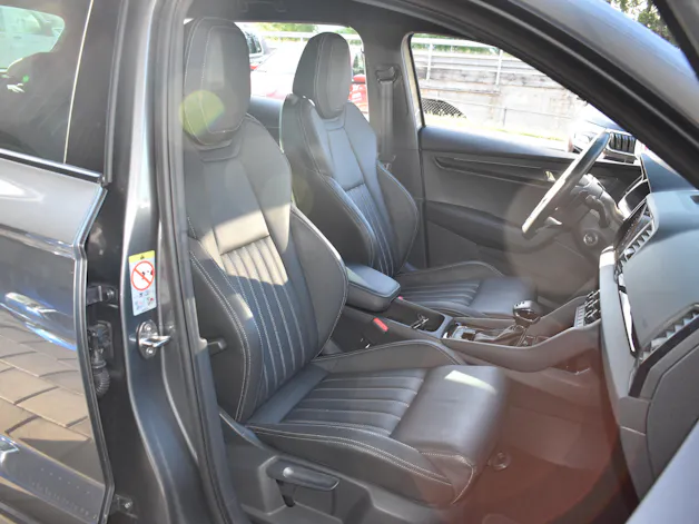SKODA Karoq 2.0 TSI SportLine 4x4 DSG