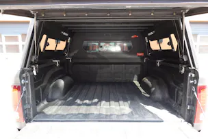 DODGE 1500 - "Peinture Raptor * Tempomat * Camera de recul * Crochet d'attelage pour 3500kg * Son Alpine"