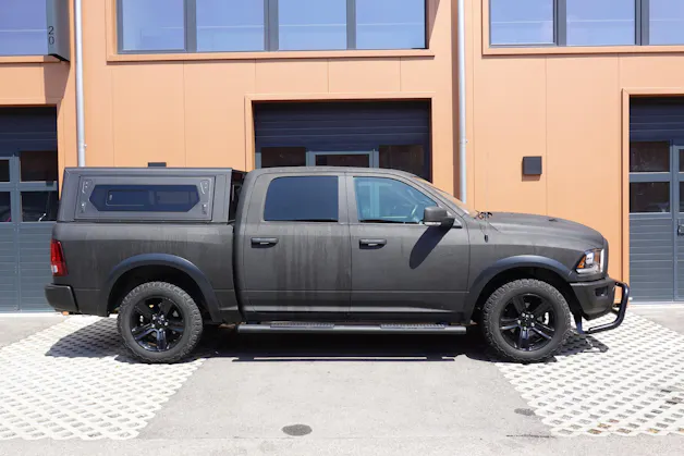 Dodge 1500 - "Peinture Raptor * Tempomat * Camera de recul * Crochet d'attelage pour 3500kg * Son Alpine"