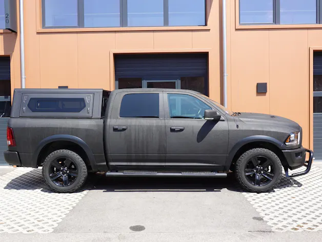 Dodge 1500 - "Peinture Raptor * Tempomat * Camera de recul * Crochet d'attelage pour 3500kg * Son Alpine"