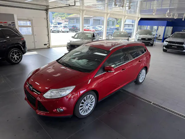 Ford Focus Station Wagon 1.6i EcoB SCTi 150 T