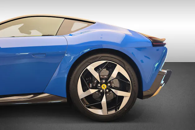 Ferrari 12 Cilindri