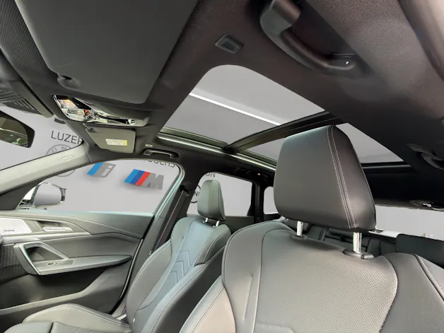 BMW iX1 xDrive 30 M Sport Pro