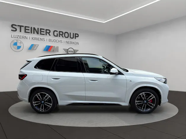 BMW iX1 xDrive 30 M Sport Pro