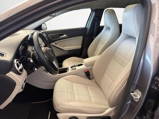 Mercedes-Benz GLA 220 CDI Urban 4m