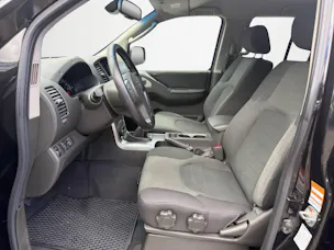 NISSAN Navara 2.5 dCi Double Cab LE