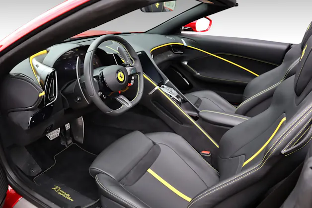 Ferrari Roma Spider