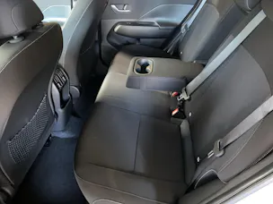 HYUNDAI Kona EV 65.4 kWh Premium / Amplia