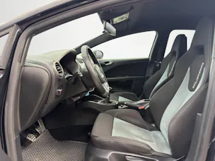 SEAT Leon 2.0 TSI Cupra R