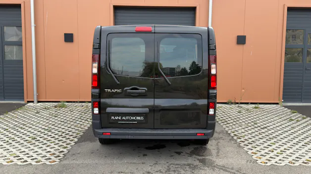 Renault Trafic 2.0 Energy dCi 120 3.0t Business L1H1 CH Vehicule * Version 3 places * Porte coulissante* Tempomat *