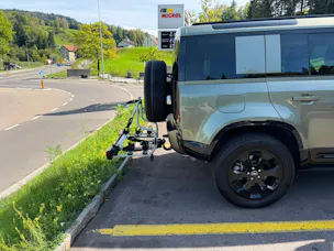 Land Rover Defender 110 P300e Si4 PHEV X-Dynamic SE AT8