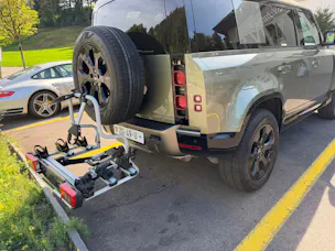 Land Rover Defender 110 P300e Si4 PHEV X-Dynamic SE AT8