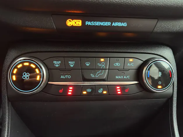 Ford Fiesta 1.0 EcoB Hybrid ST-Line X