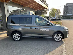 FORD TOURNEO Connect 2.0 EcoBlue 122 Titanium