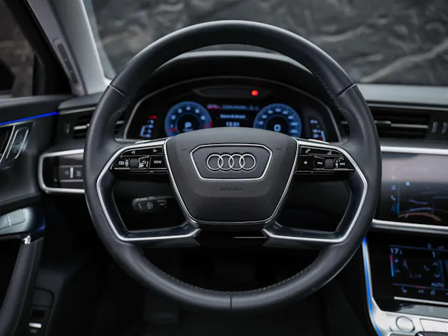 Audi A6 Limousine 55 TFSI Design quattro S-tronic *CH Auto*Panorama*Matrix LED*Head Up*