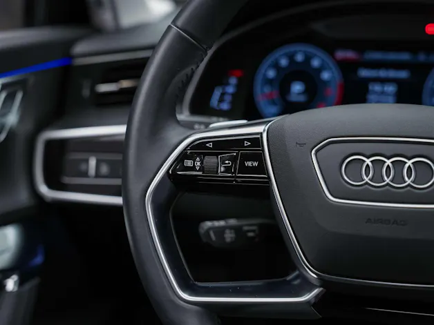Audi A6 Limousine 55 TFSI Design quattro S-tronic *CH Auto*Panorama*Matrix LED*Head Up*