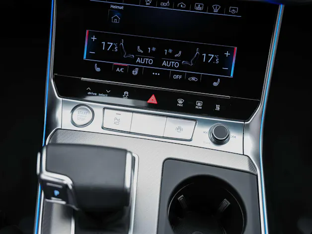 Audi A6 Limousine 55 TFSI Design quattro S-tronic *CH Auto*Panorama*Matrix LED*Head Up*