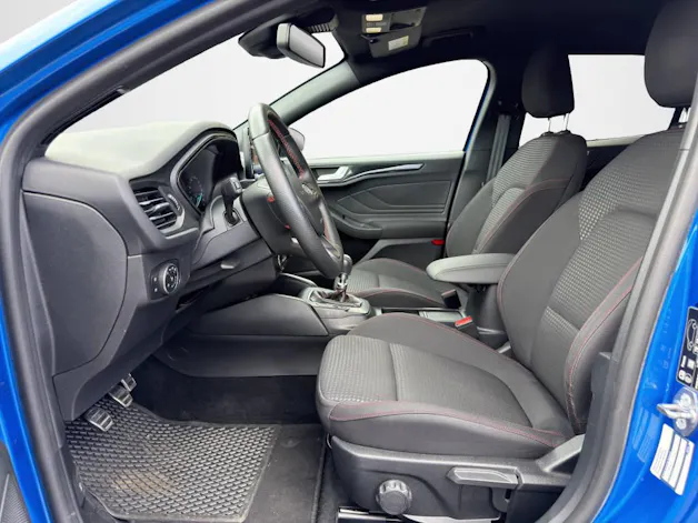 Ford Focus Station Wagon 1.0i EcoB Hybrid 125