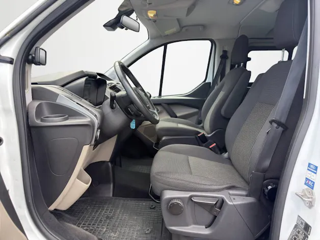 Ford Tourneo Custom 300 L2 2.2 TDCi 125 Trend