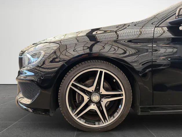 Mercedes-Benz CLA 200 d AMG Line 4 matic