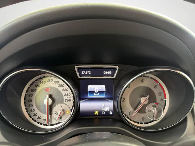 Mercedes-Benz CLA 200 d AMG Line 4 matic