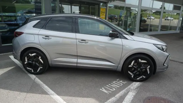 Opel Grandland Hybrid4 GSe