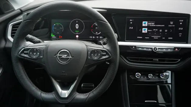 Opel Grandland Hybrid4 GSe