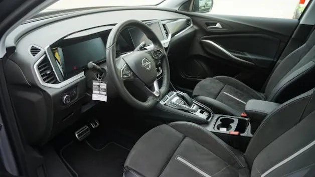 Opel Grandland Hybrid4 GSe
