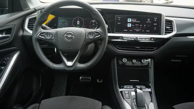 Opel Grandland Hybrid4 GSe