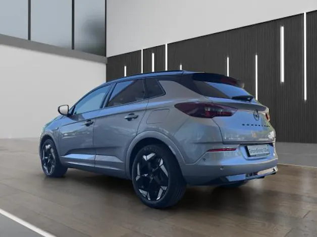 OPEL Grandland Hybrid4 GSe