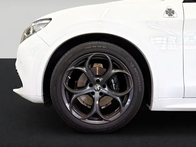 Alfa Romeo Stelvio 2.0 Veloce Q4 Automatic
