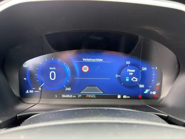 Ford Kuga 2.5 Hybrid Titanium