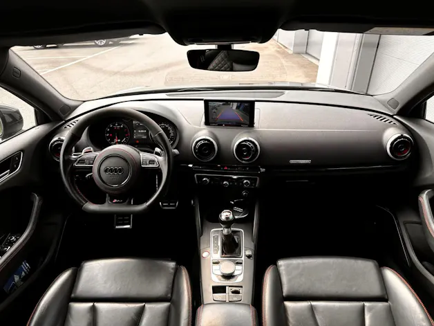 Audi RS3 2.5 TFSI quattro S-tronic
