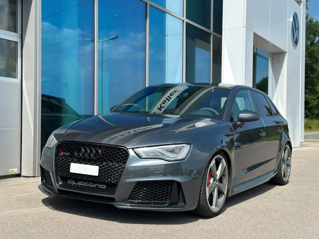 Audi RS3 2.5 TFSI quattro S-tronic