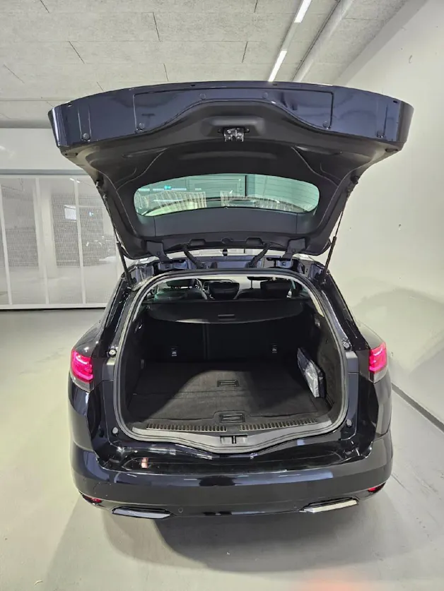 RENAULT Mégane Grandtour 1.3 TCe 140 Intens EDC