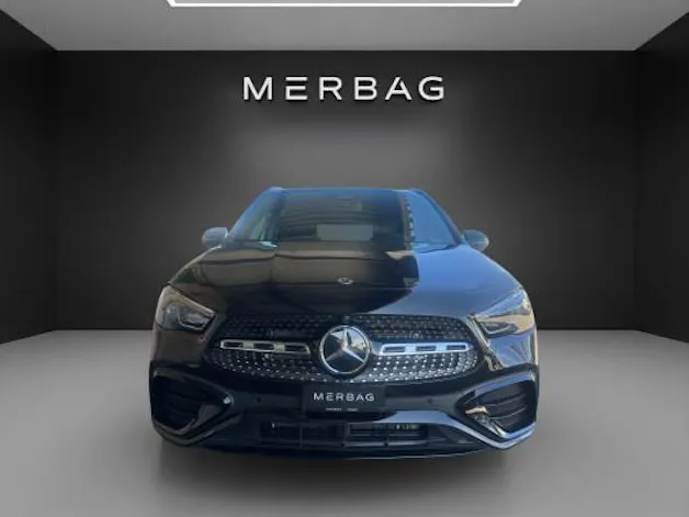 Mercedes-Benz GLA 200 Night Star 7G-D