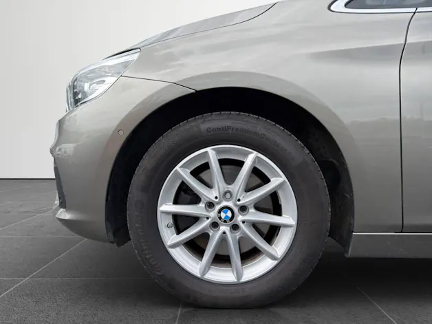 BMW 220d Active Tourer xDrive SAG