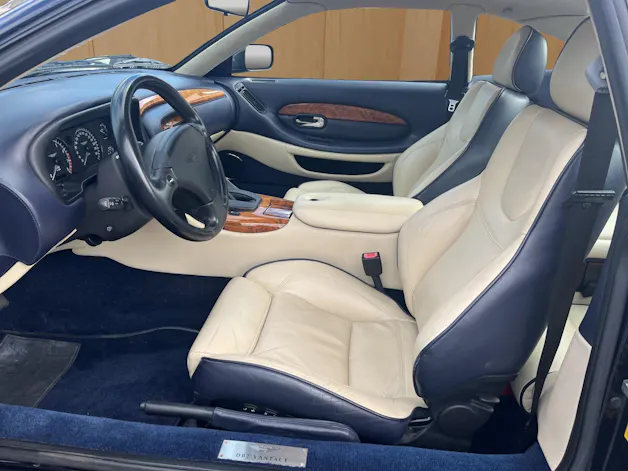 Aston Martin DB7 Vantage