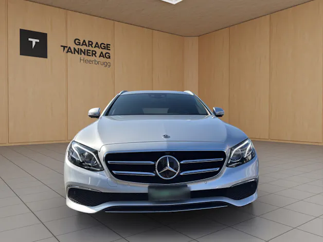 Mercedes-Benz E 220 d 4Matic 9G-Tronic