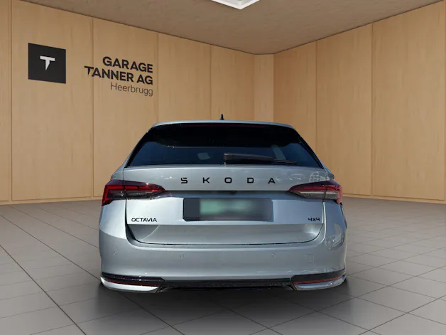Škoda Octavia Combi 2.0 TSI DSG Dynamic 4x4