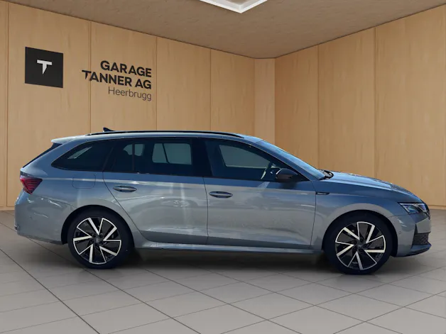 Škoda Octavia Combi 2.0 TSI DSG Dynamic 4x4