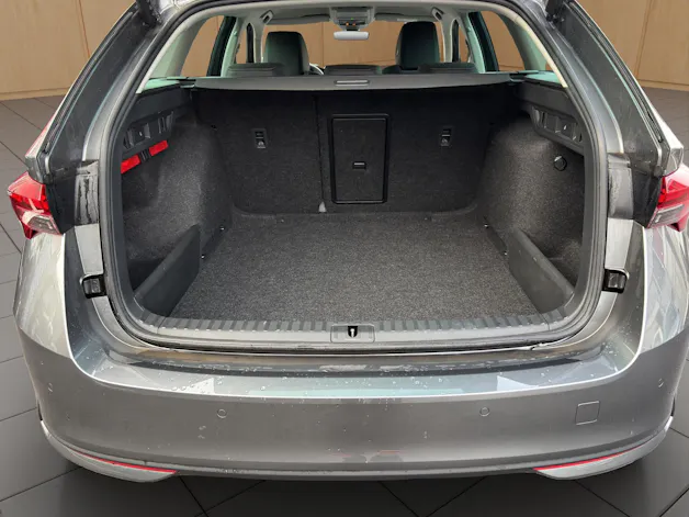 Škoda Octavia Combi 2.0 TDI DSG Selection