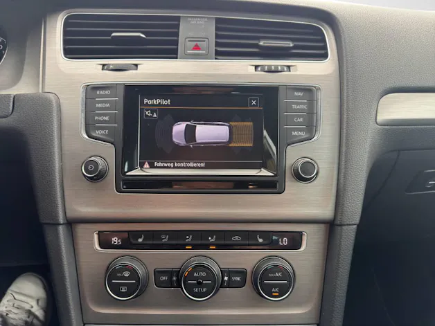 VW Golf VII Variant 2.0 TDI Comfortline DSG
