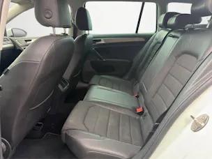 VW Golf VII Variant 2.0 TDI Comfortline DSG