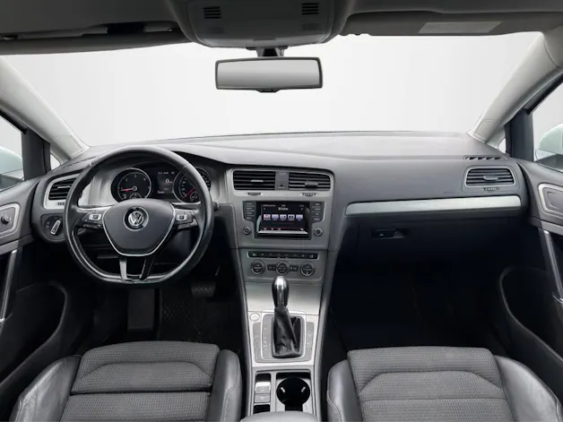 VW Golf VII Variant 2.0 TDI Comfortline DSG