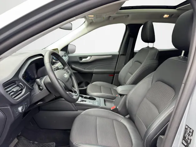 Ford Kuga 2.5 Hybrid Titanium X 4x4